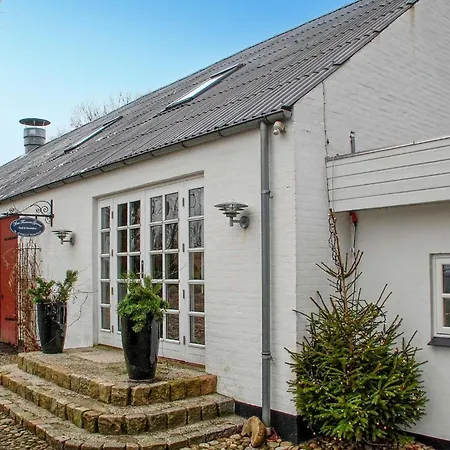 4 Bedroom In Ejstrupholm Holiday home